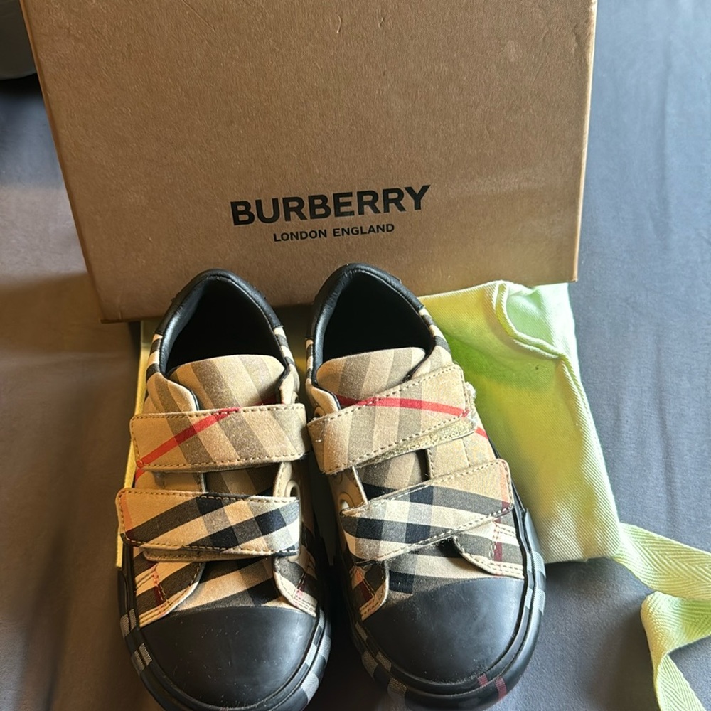 burberry shoes